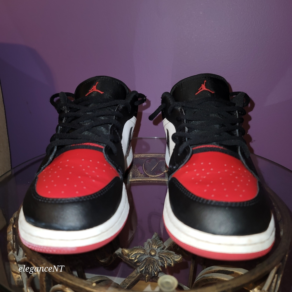 Nike Air Jordan 1 Low  Black/ White and Varsity Red Sneakers Sz: 6Y - Picture 4 of 11